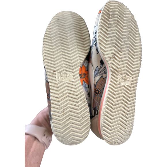 EUC Rare NIKE CLASSIC CORTEZ Gold Floral Print PREMIUM 802370-200 Women Sz 7.5 - Picture 4 of 9